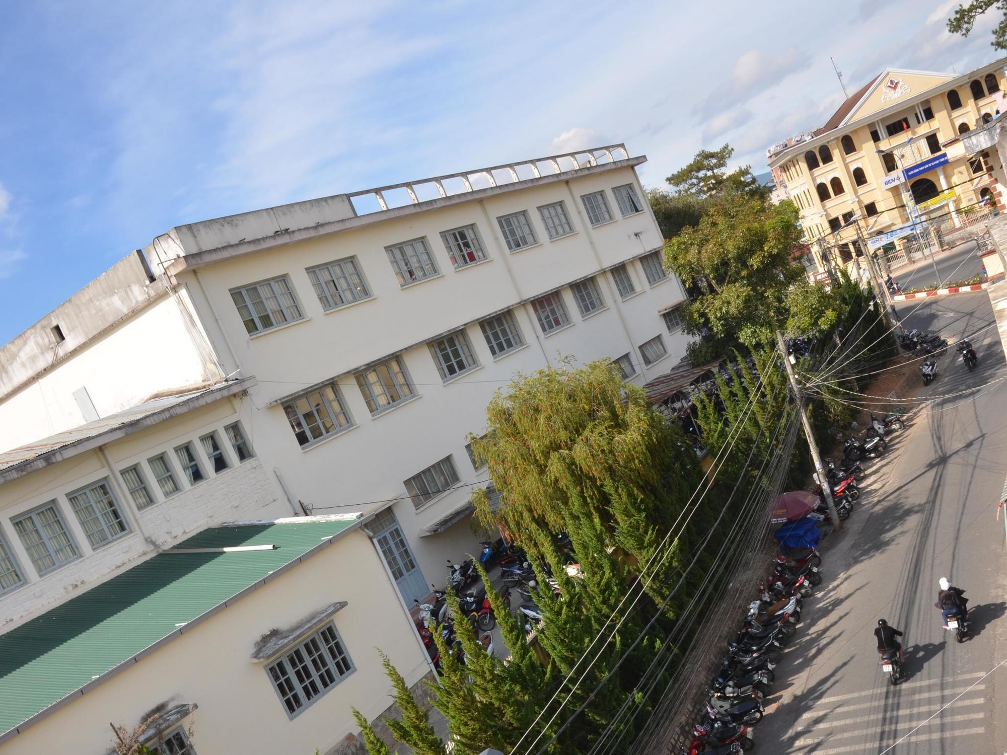 Kim Chi Hotel Đà Lạt Extérieur photo